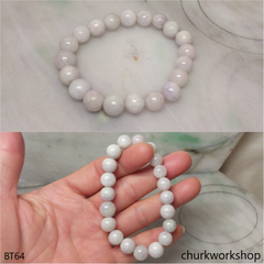 Light lavender beads bracelet