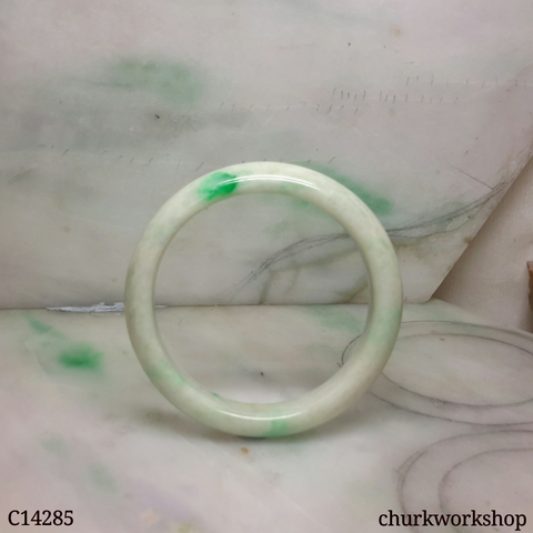 White base with splotches apple green jade bangle