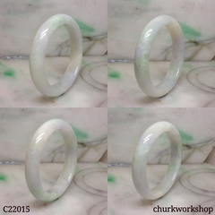 Light green mix pale lavender jade bangle