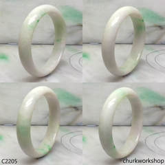 Light green mix pale lavender jade bangle