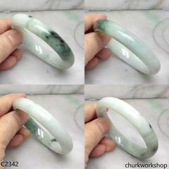 Light green jade bangle