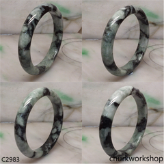 Moss green mix black splotches jade bangle