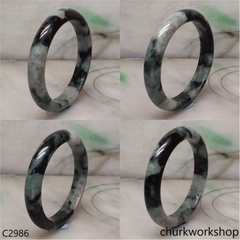 Light green mix black splotches jade bangle