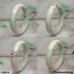 White base with splotches green jade bangle