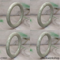 Light green jade bangle