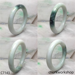 Large light green mix dark green jade bangle