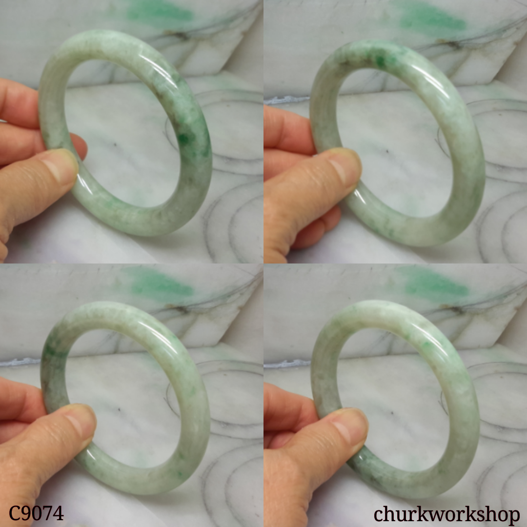 Pea green jade bangle