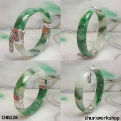 Hinged oval jade bangle