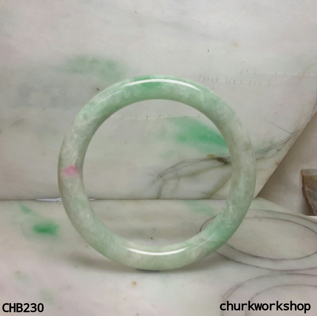 Large light pea green jade bangle