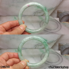 Large light pea green jade bangle