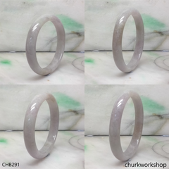 Light lavender oval jade bangle