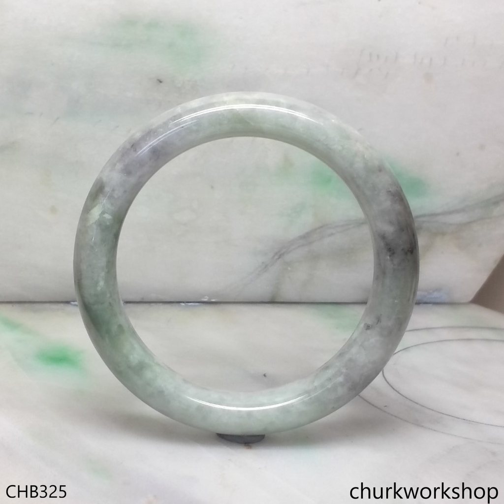 Grayish lavender mx green jade bangle