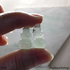 Pale green jade gourd earring