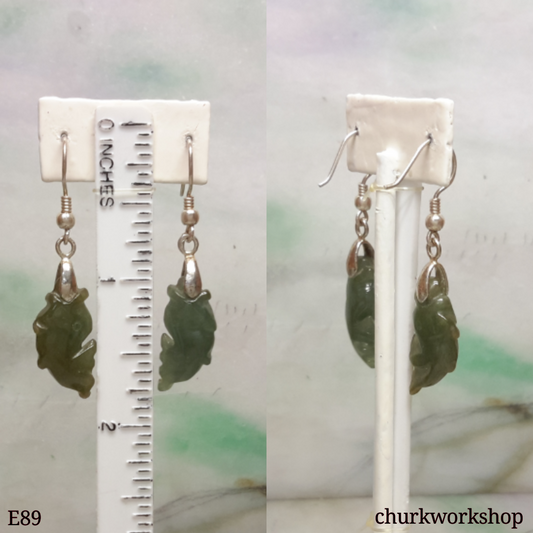 Dangling fishes jade earrings