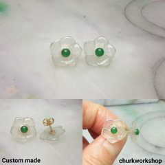 Icy jade flowers 18K ear studs