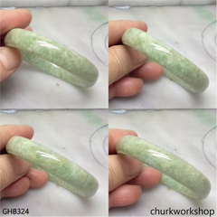 Small light green jade bangle