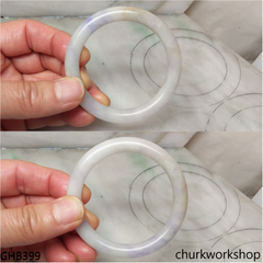 Small lavender jade bangle