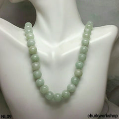 Light green jade beads necklace