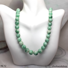 Green jade beads necklace