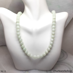 Pale green jade beads necklace