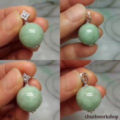 Light green jade bead pendant