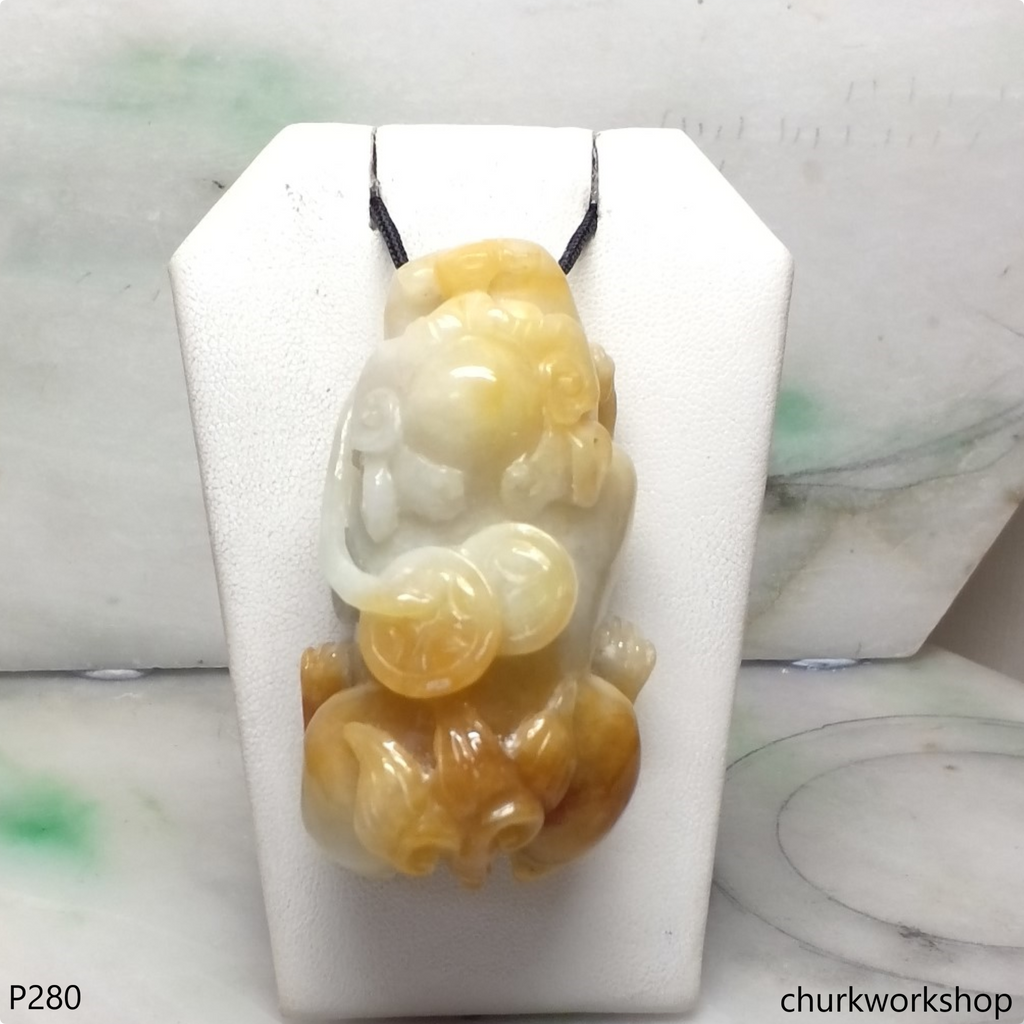 Large red jade Pixiu pendant (貔貅)