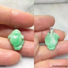 Jade lucky frog pendant