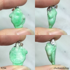 Jade lucky frog pendant