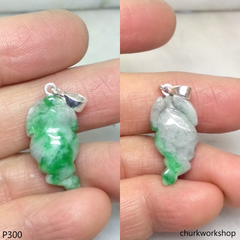 Jade lucky frog pendant