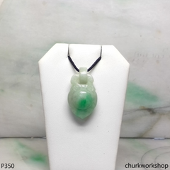 Jade Ruyi (如意) pendant