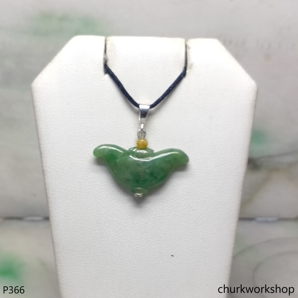 Green jade water chestnut (菱角) pendant