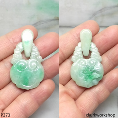 Jade Ruyi (如意) pendant