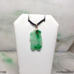 14K yellow gold jade pendant
