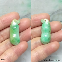 Apple green small jade bean pendant