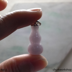 Lavender jade gourd pendant