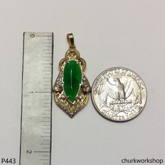 18k jade leaf pendant