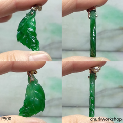 Green jade leaf pendant set in 14K yellow gold