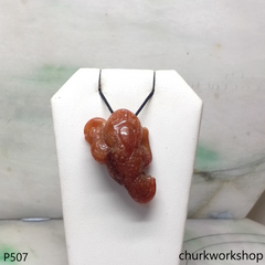 Red lucky toad pendant (蟾蜍)