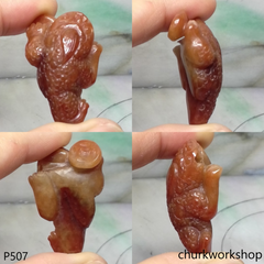 Red lucky toad pendant (蟾蜍)