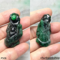 Dark & light green lucky toad pendant (蟾蜍)