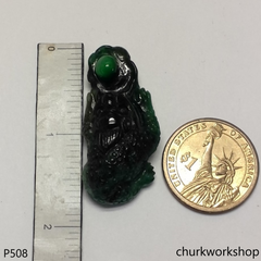 Dark & light green lucky toad pendant (蟾蜍)