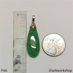 Green jade 14K yellow gold pendant