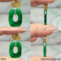 Green jade small pendant