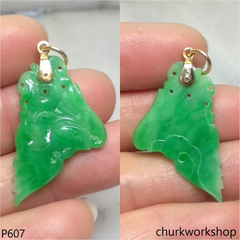 Apple green jade bird 14K pendant