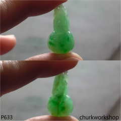 Light green jade gourd pendant