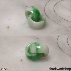 Interlocking jade ring pendant