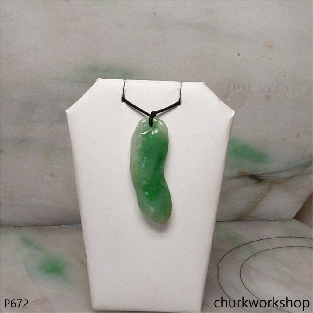Green jade bean pendant