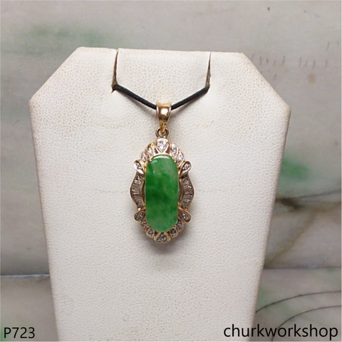 18K gold green jade pendant