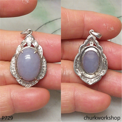 14K white gold lavender jade oval pendant