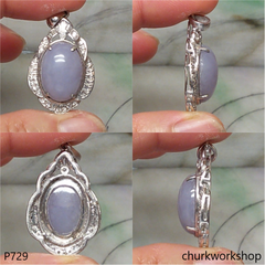 14K white gold lavender jade oval pendant